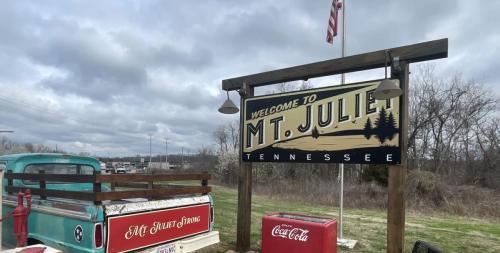 MtJuliet-TN-Stock-Photography-1